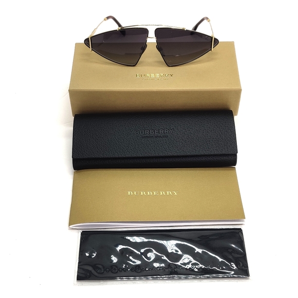 Women's Burberry Sunglasses - Picture 6 of 6